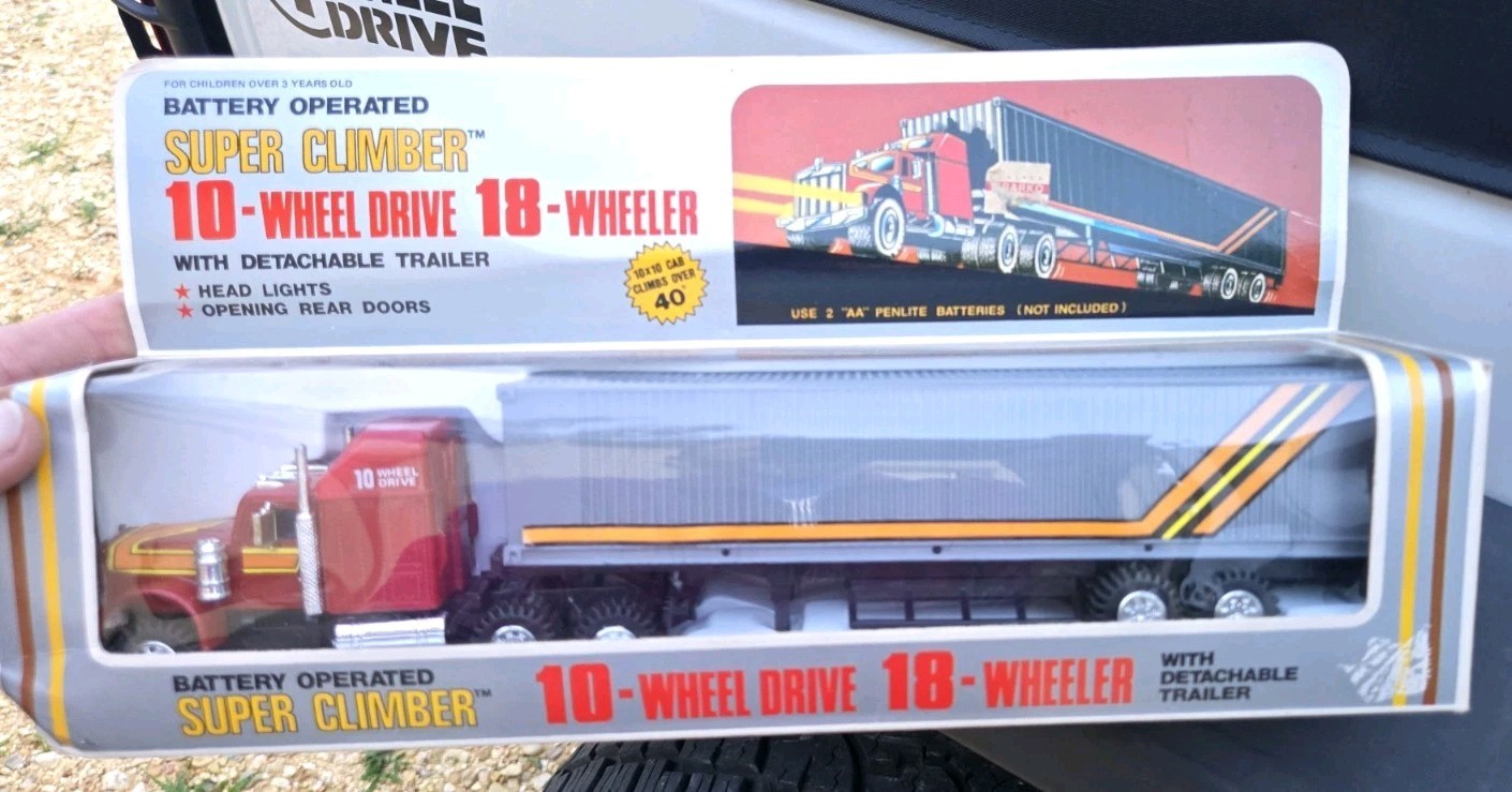 1982 Soma Battery Operated Super Climber Semi Truck & Trailer Toy 10/18 Wheeler