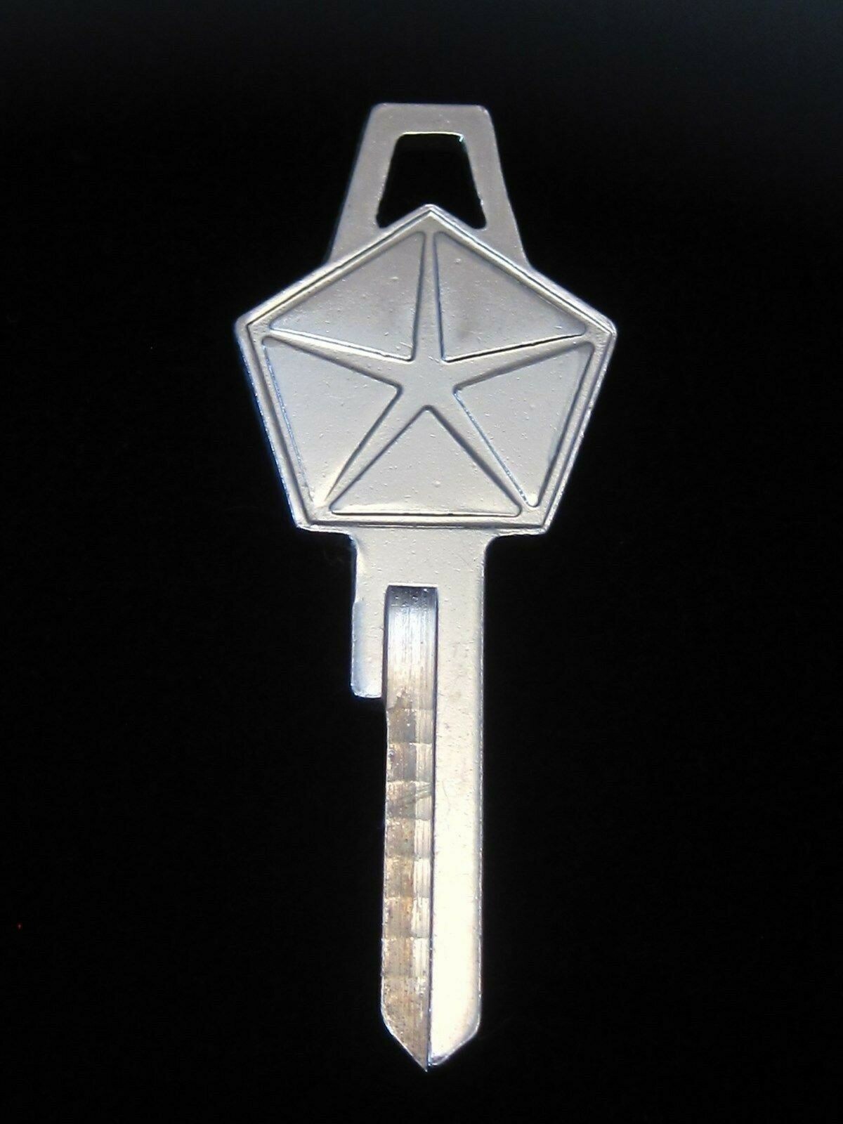 DODGE 1946-1957 TRUCK Pentastar OEM KEY BLANK  1766DT B & C series w/ Hurd Locks