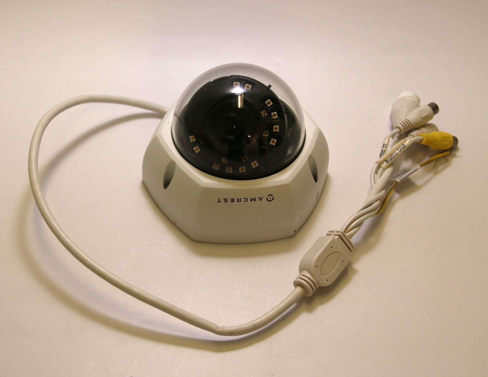 AMCREST (IP4M-1028) IP POE Camera UltraHD 4MP Dome Security Camera