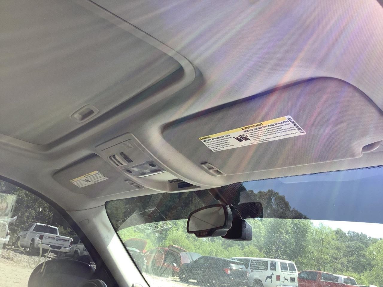 ESCALAESV 2011 Glove Box 4604416