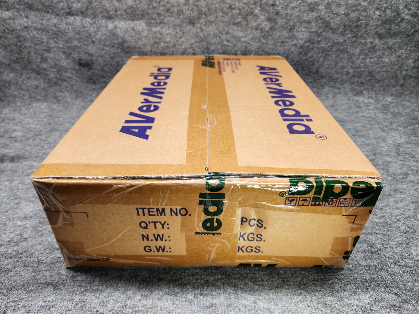 AverMedia AverVision CP355 Flex Arm Portable Document Camera *New In Box*