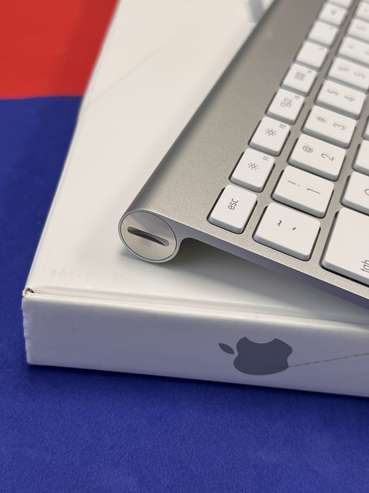 *Mint* Apple A1314 Bluetooth Wireless Keyboard Silver MC184LL/B