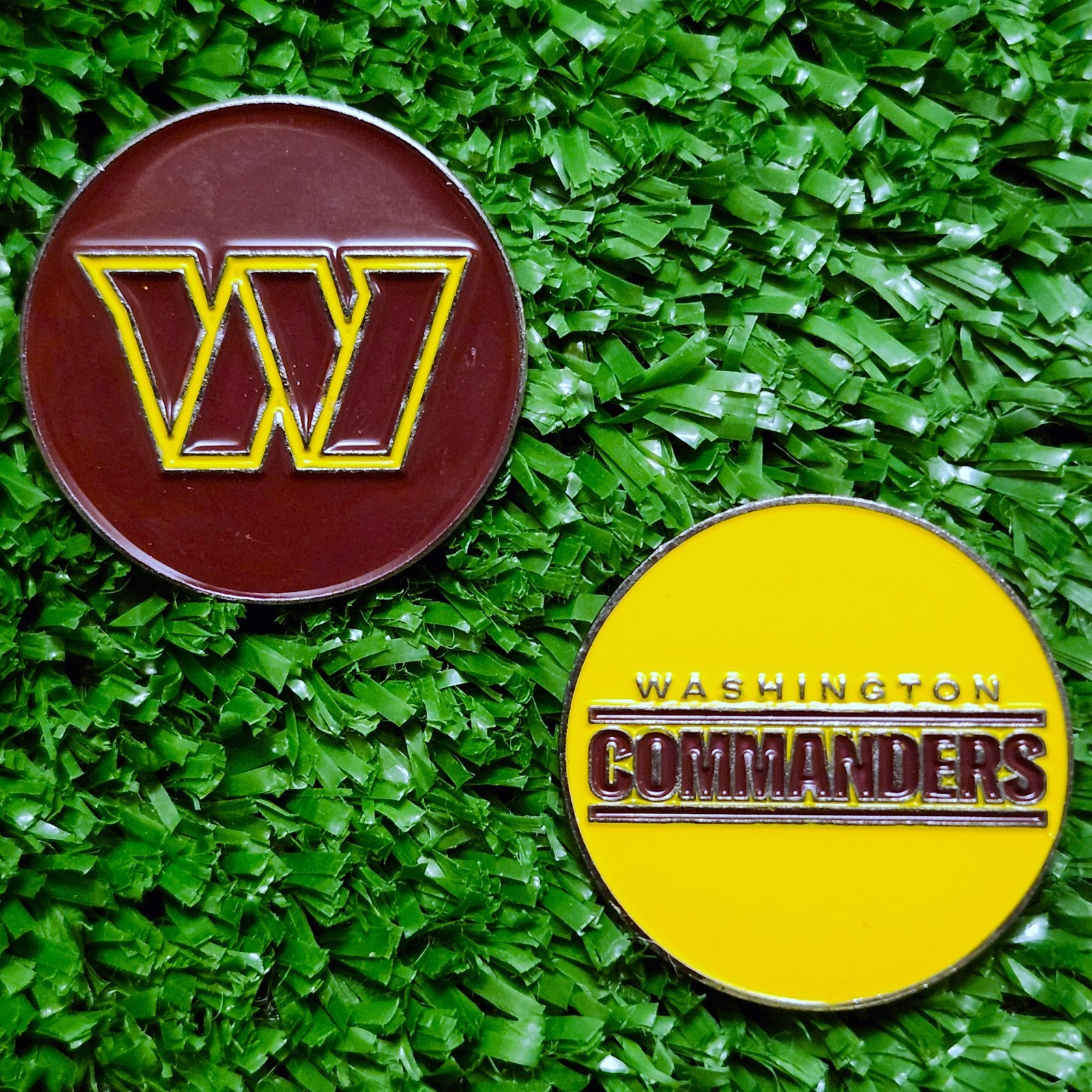 NFL Washington Commanders Switchblade Divot Repair Tool 2-Sided Golf Ball Marker