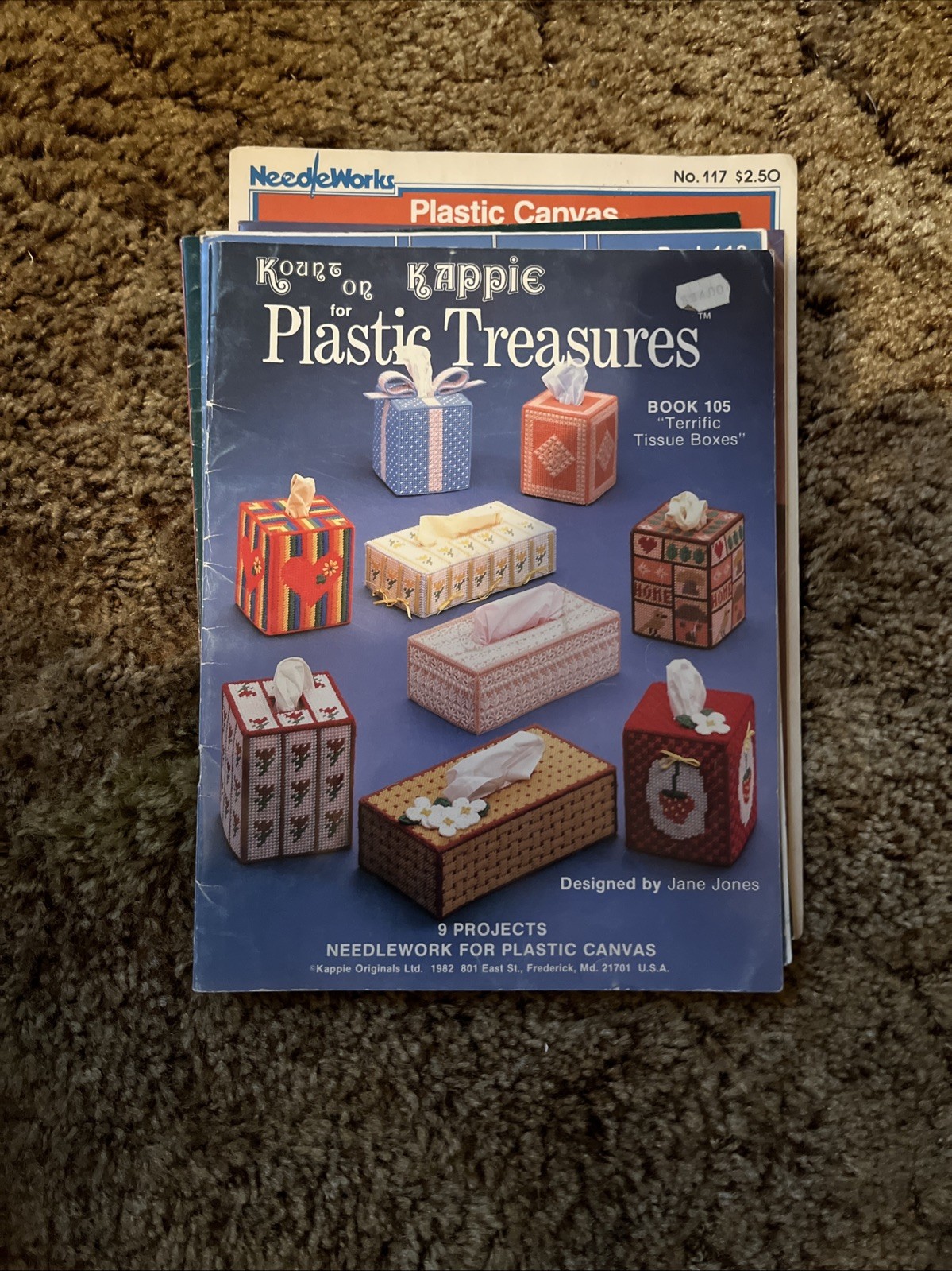 19 Plastic Canvas Pattern Books/ Great Condition/ See Pictures