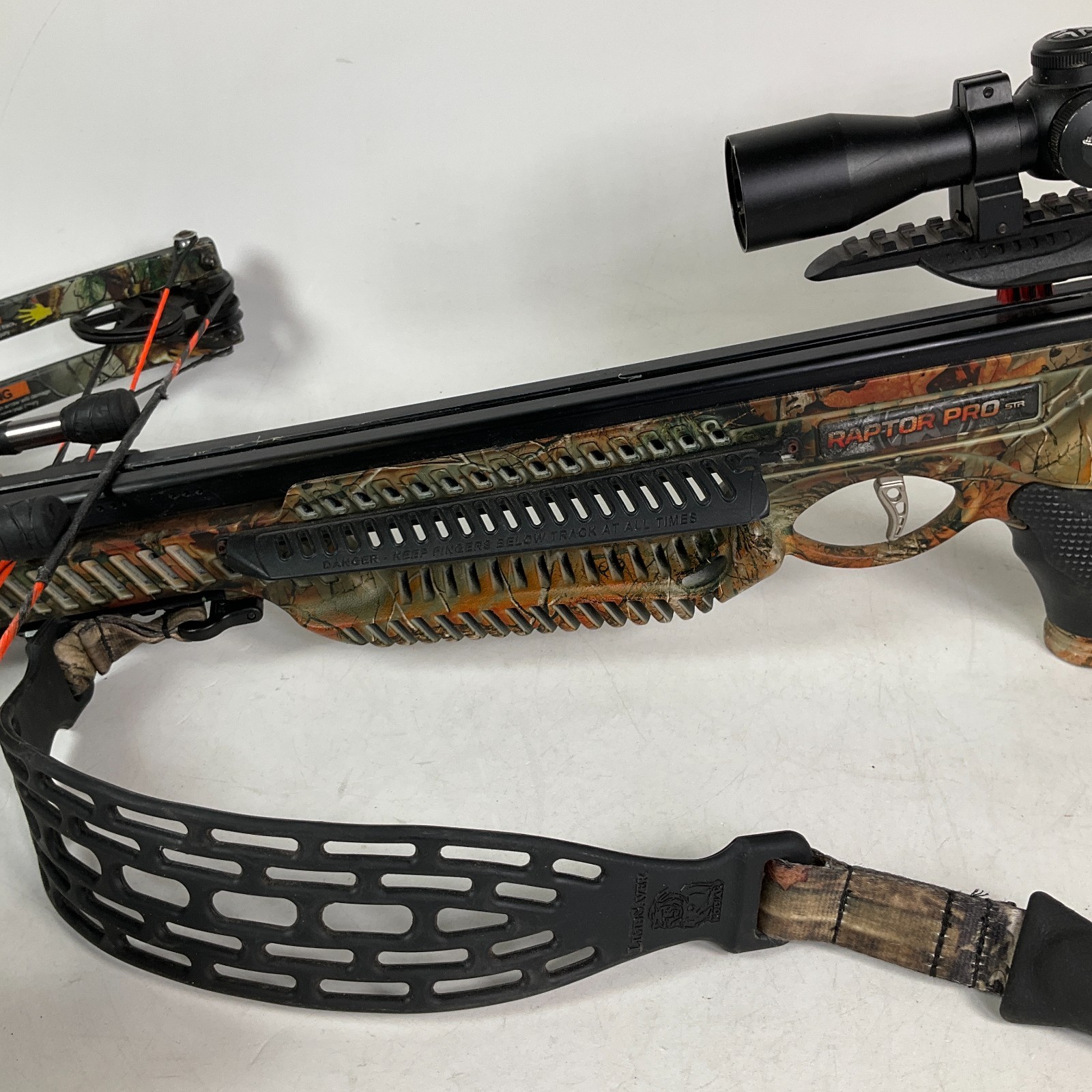 Barnett Raptor Pro STR Crossbow Camouflage with 4x32 Scope