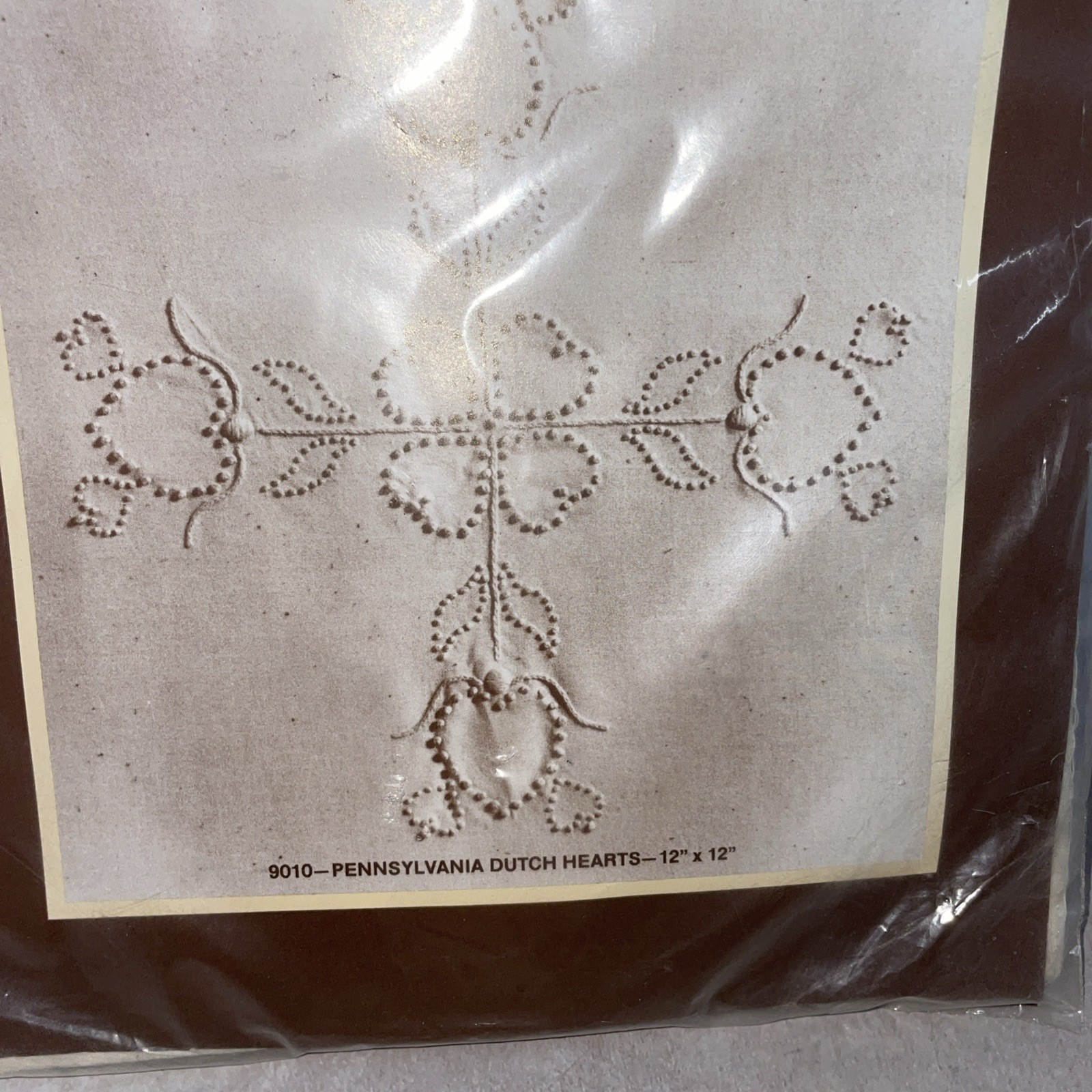 PA Dutch Hearts Candlewicking Embroidery Kit Dritz #9010 New 12”x12”