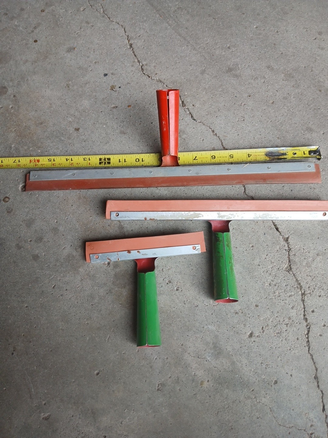 Lot Of 3 Vintage Arrow Green Window Squeegees 16" & 12" & 6" Rubber Blades