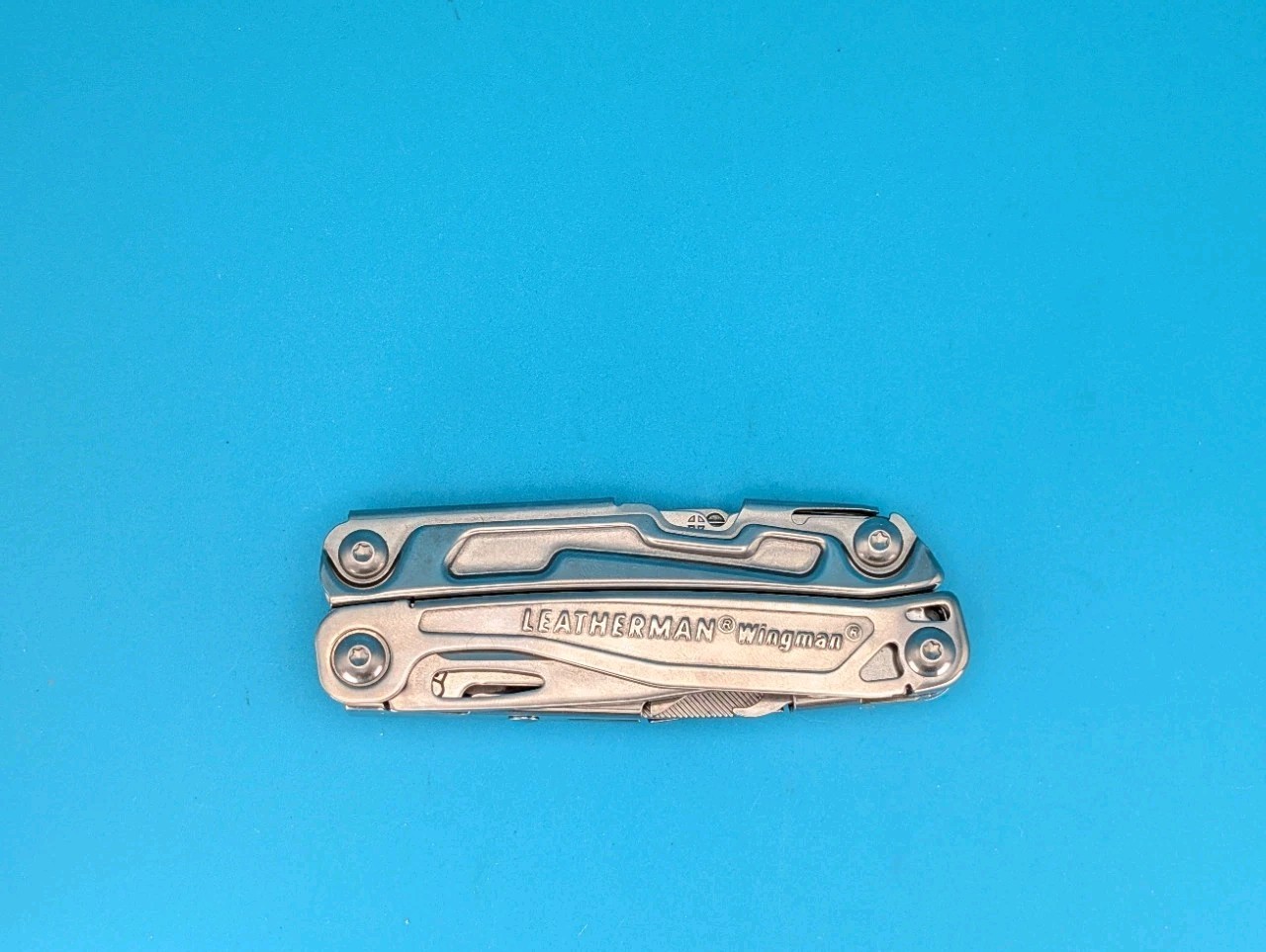 Leatherman Rev 3.8" Multi-Tool, Stainless! *LEATHERMAN FACTORY ERROR* WINGMAN