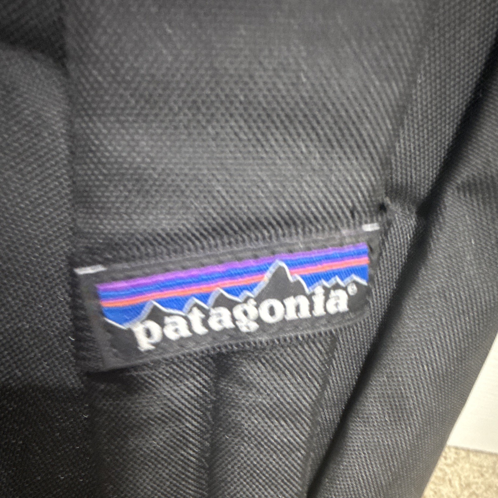 Patagonia Arbor Daypack Backpack Black Zip Closure Front Zipper Pocket Logo