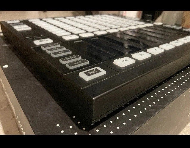 Native Instruments NI Maschine Jam Production Midi Controller [Bitwig Ableton]