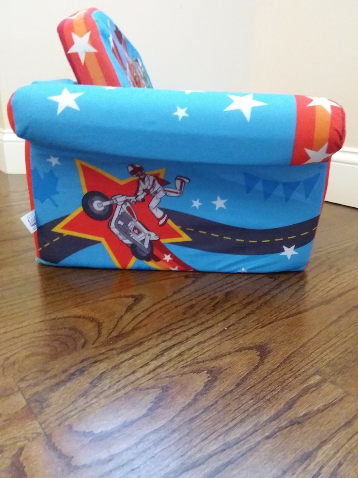 DISNEY MARSHMALLOW COUCH TOY STORY 4 BLUE/RED SOFA BED CHAIR NAP TIME PREOWNED