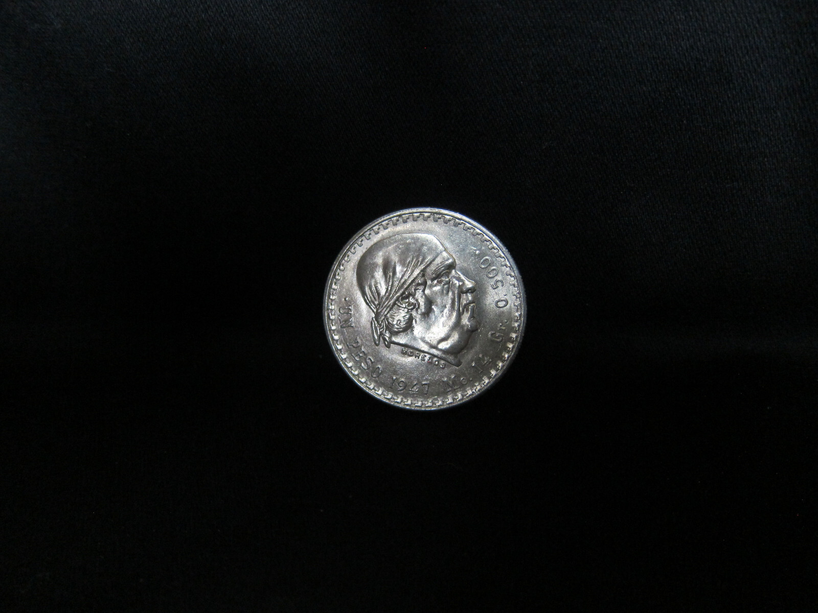 1947-1948 Mexico JOSE MARIA MORELOS .500 Silver AU+ Round Mexican Un Peso Coin