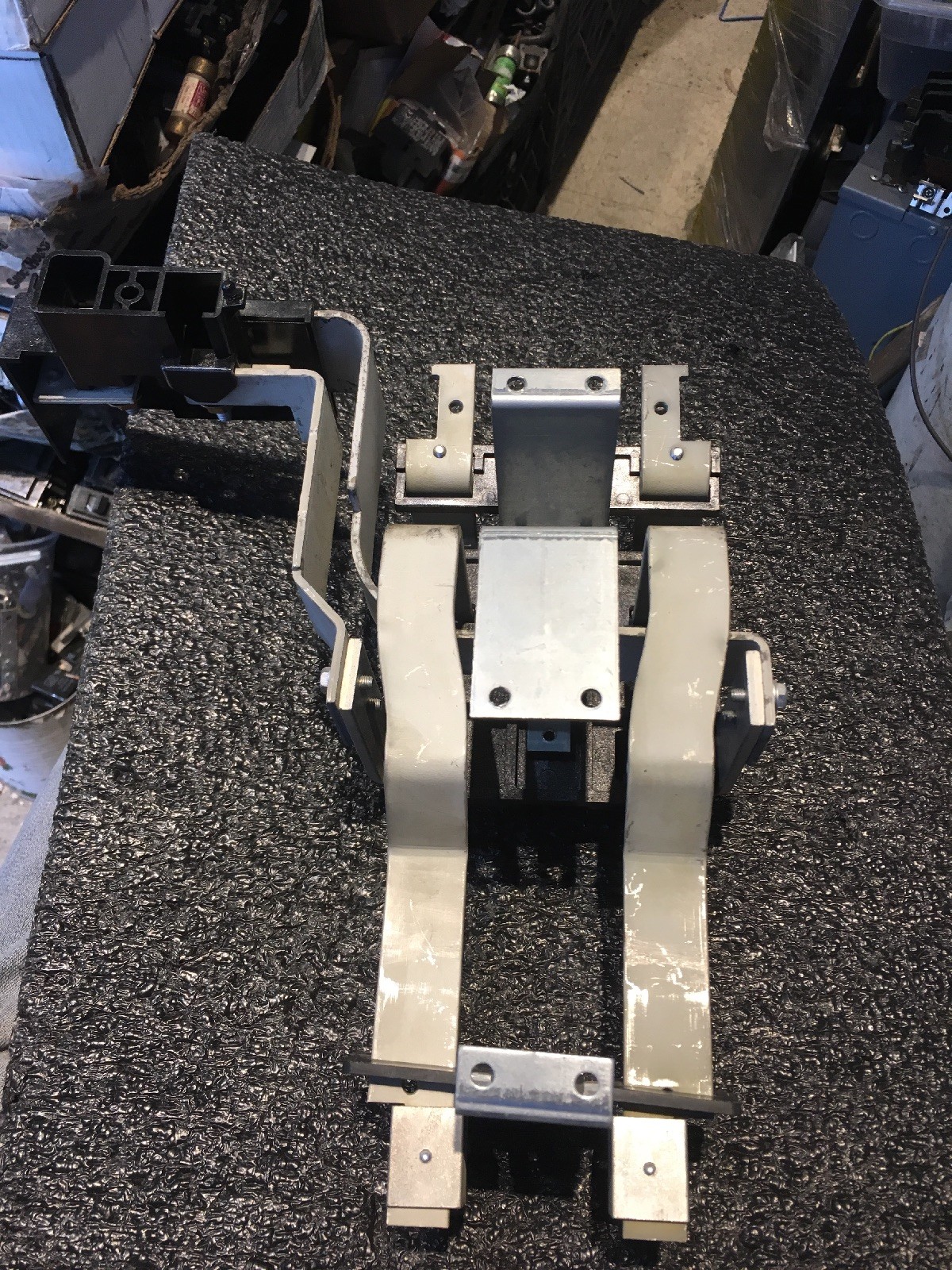 CUTLER H METER SOCKET 200A 120/240V 1PH