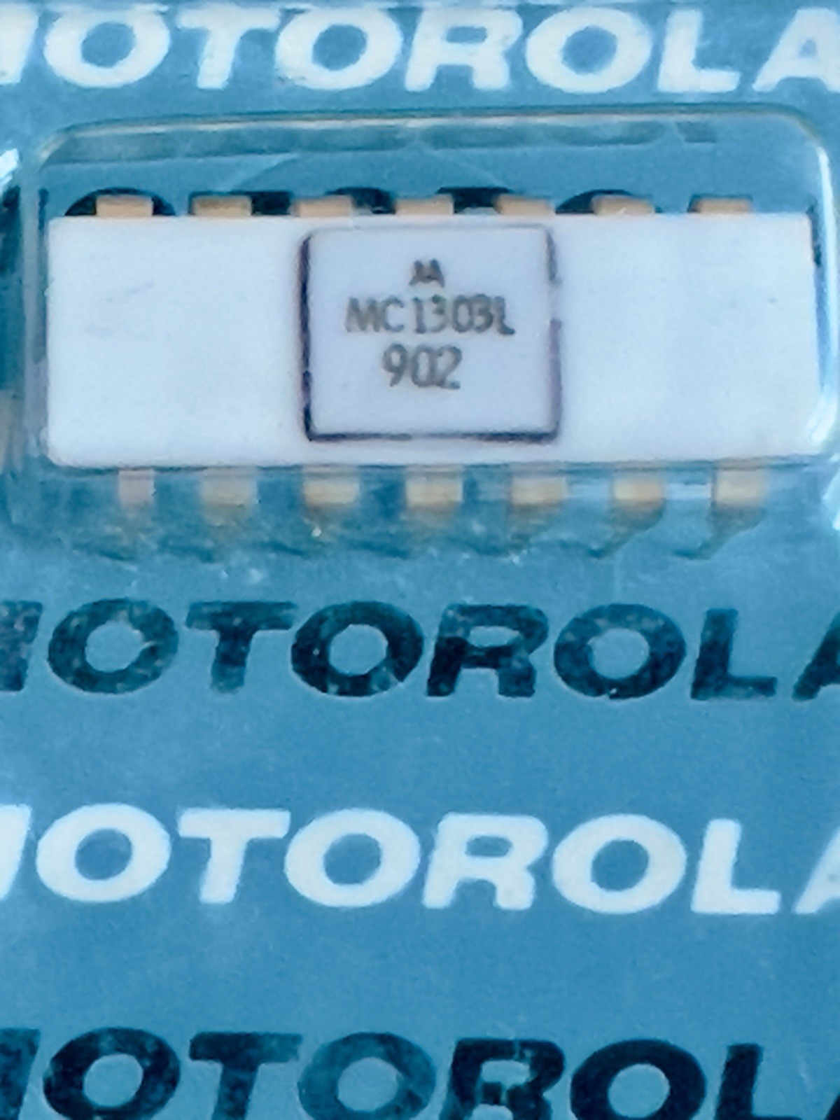 MC1303L Integrated Circuit - CASE: 902 MAKE: Motorola