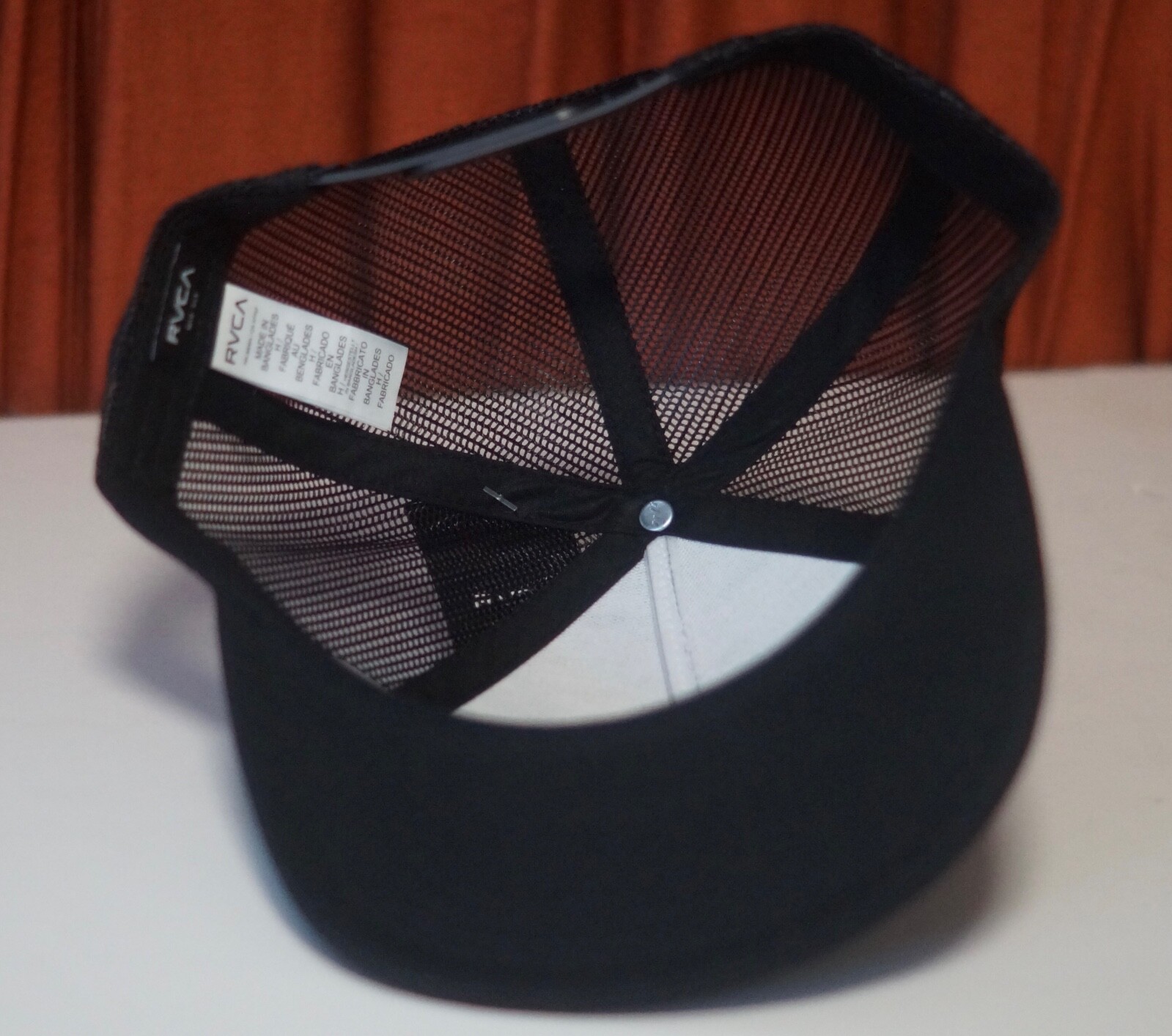 New Rvca Patch Black Curved Mesh Trucker MID FIT Mens Snapback Hat RHTRVC-7