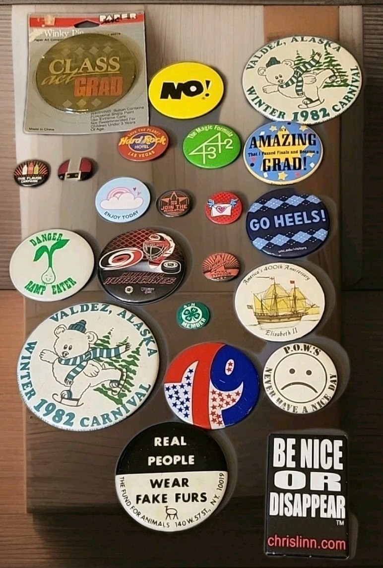 Vintage Collection 22 Button Pins Political Sports Events Shirt Jacket Pins M16