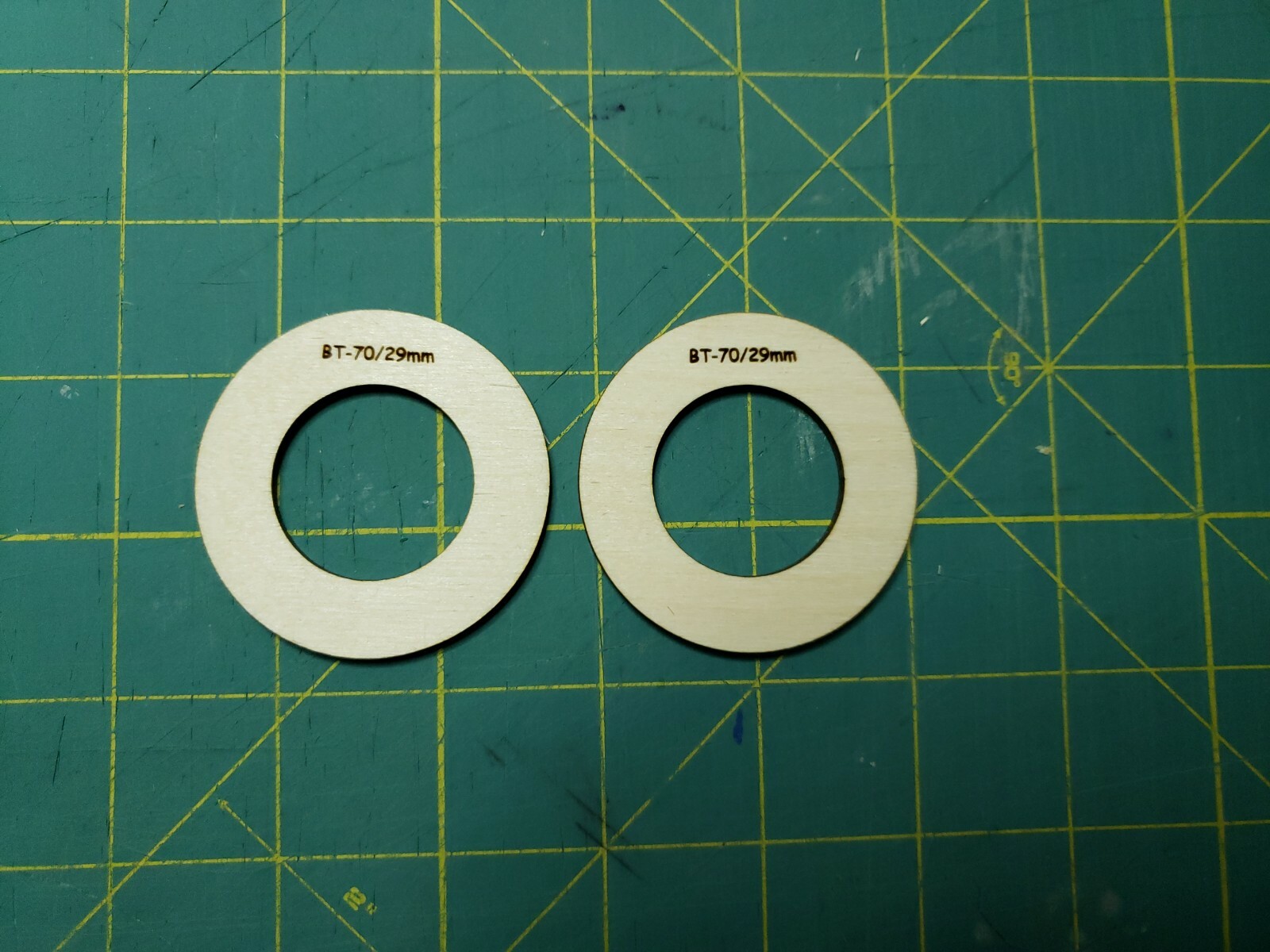 BT-70 X 29mm Centering Ring Set For Estes model rocket kits laser cut ply.
