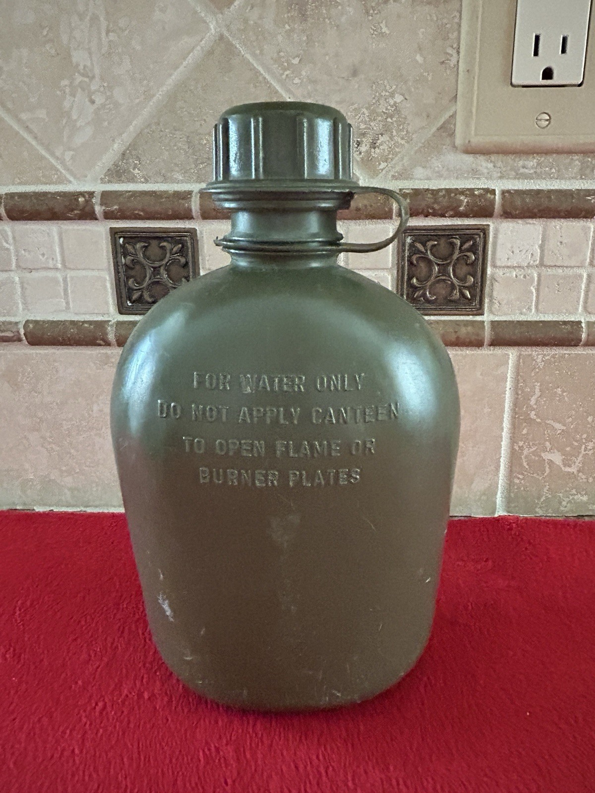 Original Vietnam War US Army M1965 Plastic Canteen Dated 1976