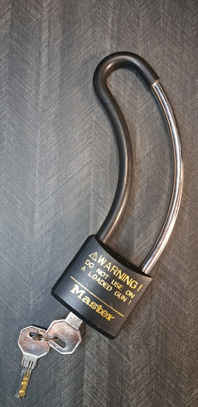 Master Lock Cable Gun Safety Lock With 2 Keys 528 EUC BIN96