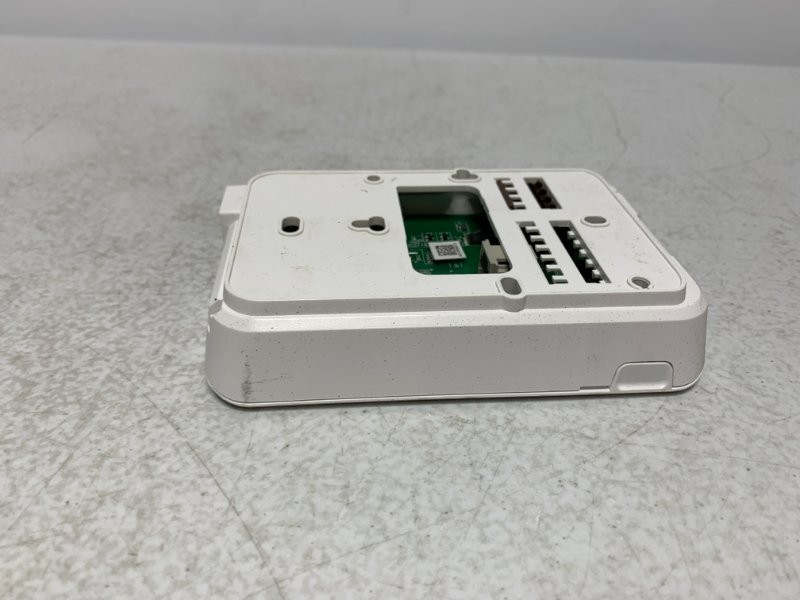 Johnson Controls NSB8BHN241-0 Sensor 3% RH Temp Display White