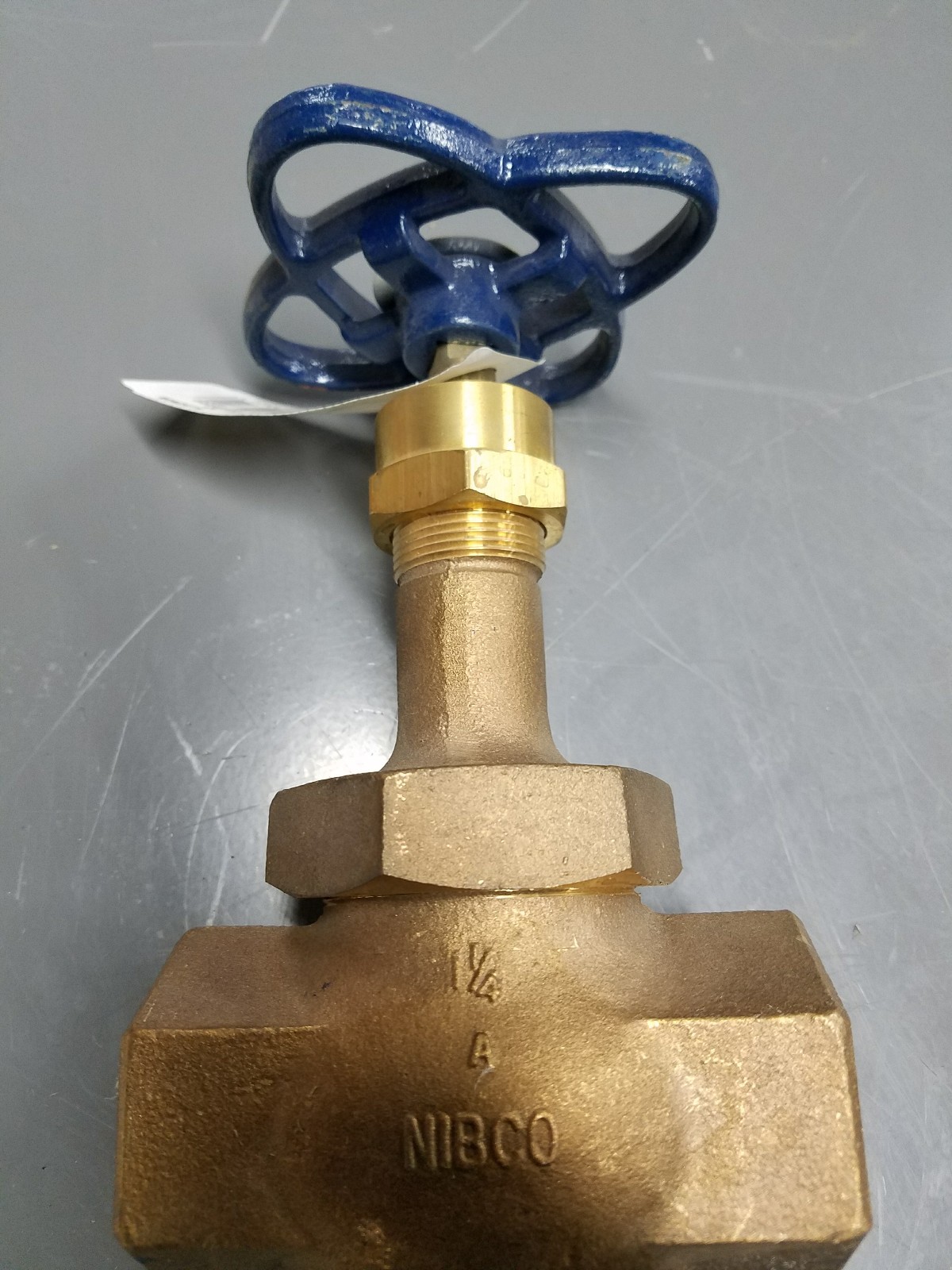 1-1/4" NIBCO Globe Valve Threaded Full PLug, T-276-AP