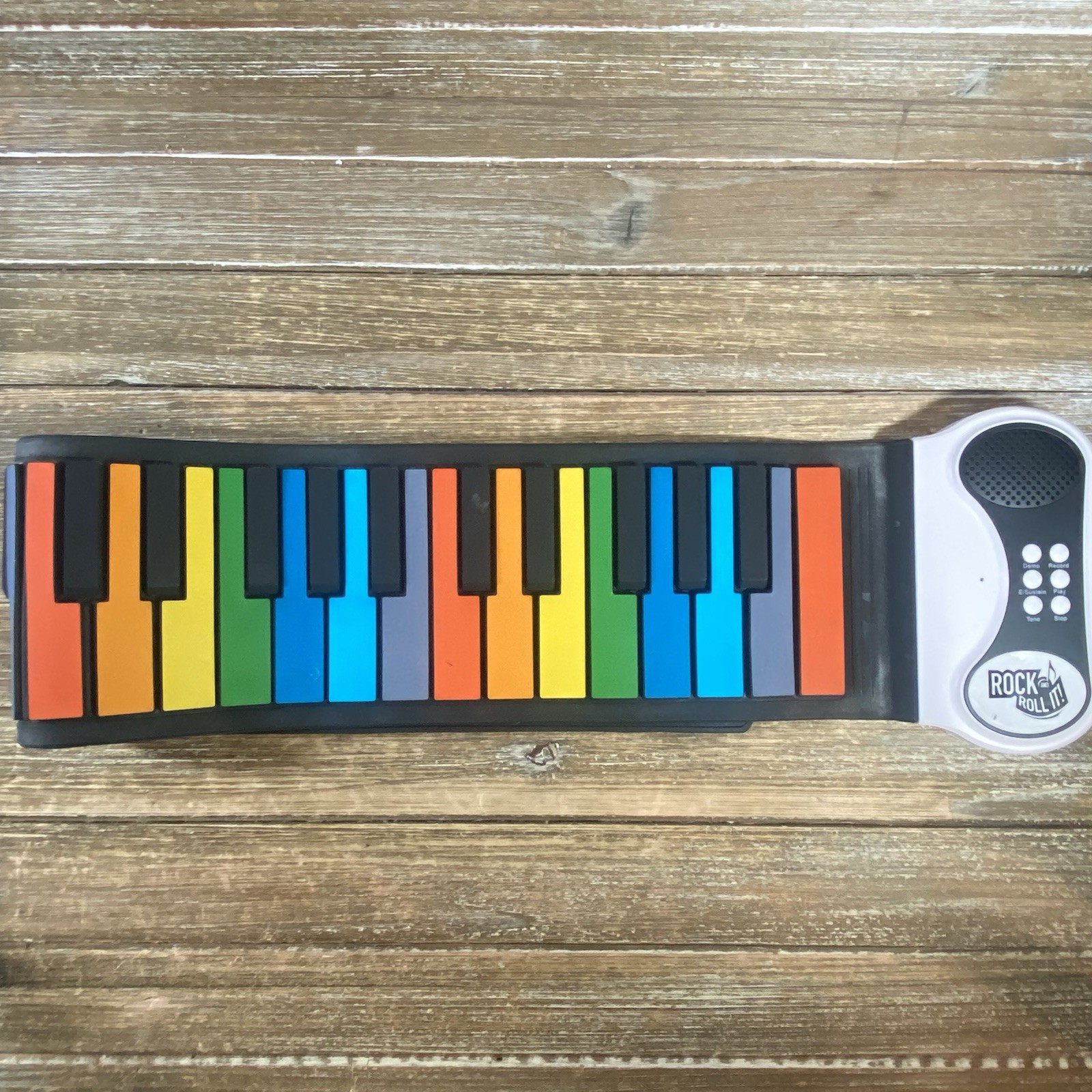 MUKIKIM Rock & Roll It Rainbow Flexible Roll Up Piano 2017 Toy Learn Piano
