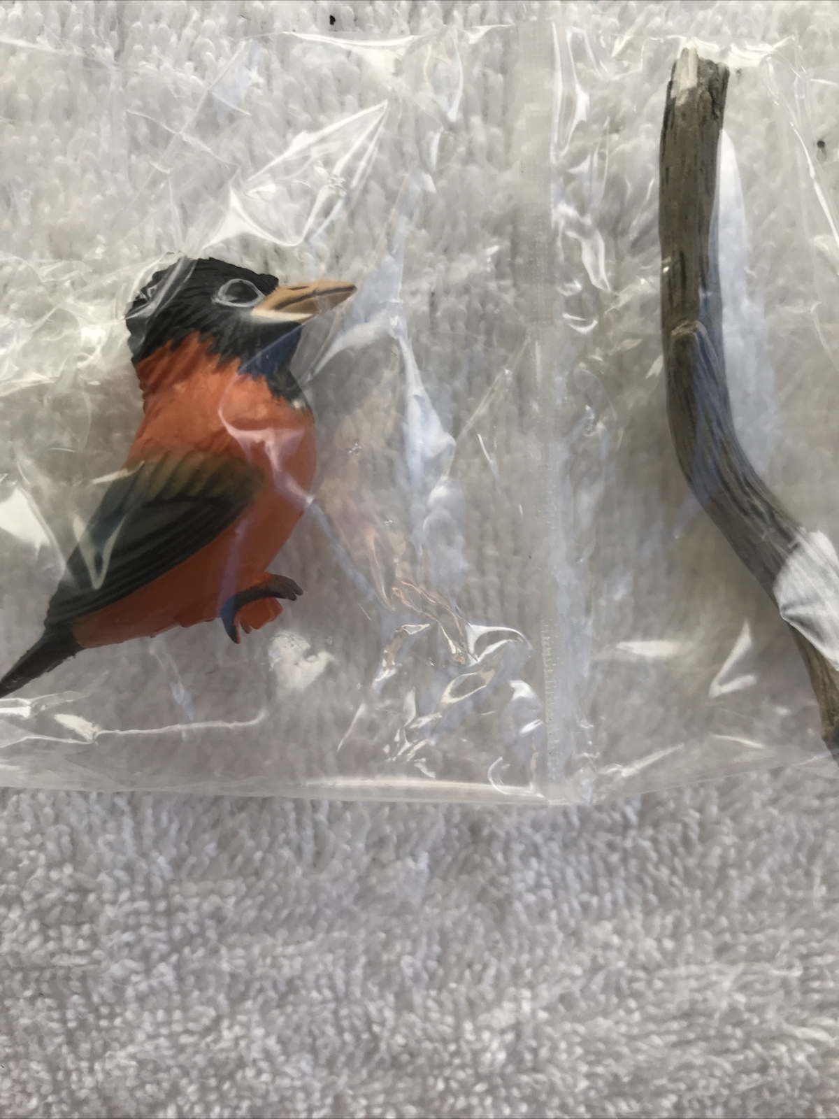 MEDICOM The Mystery Museum Collection PITOHUI THE POISONOUS BIRD Diorama JAPAN