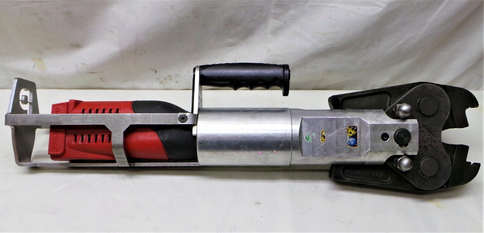NOVA PRESS ACO401 Battery Pressing Tool with Case.