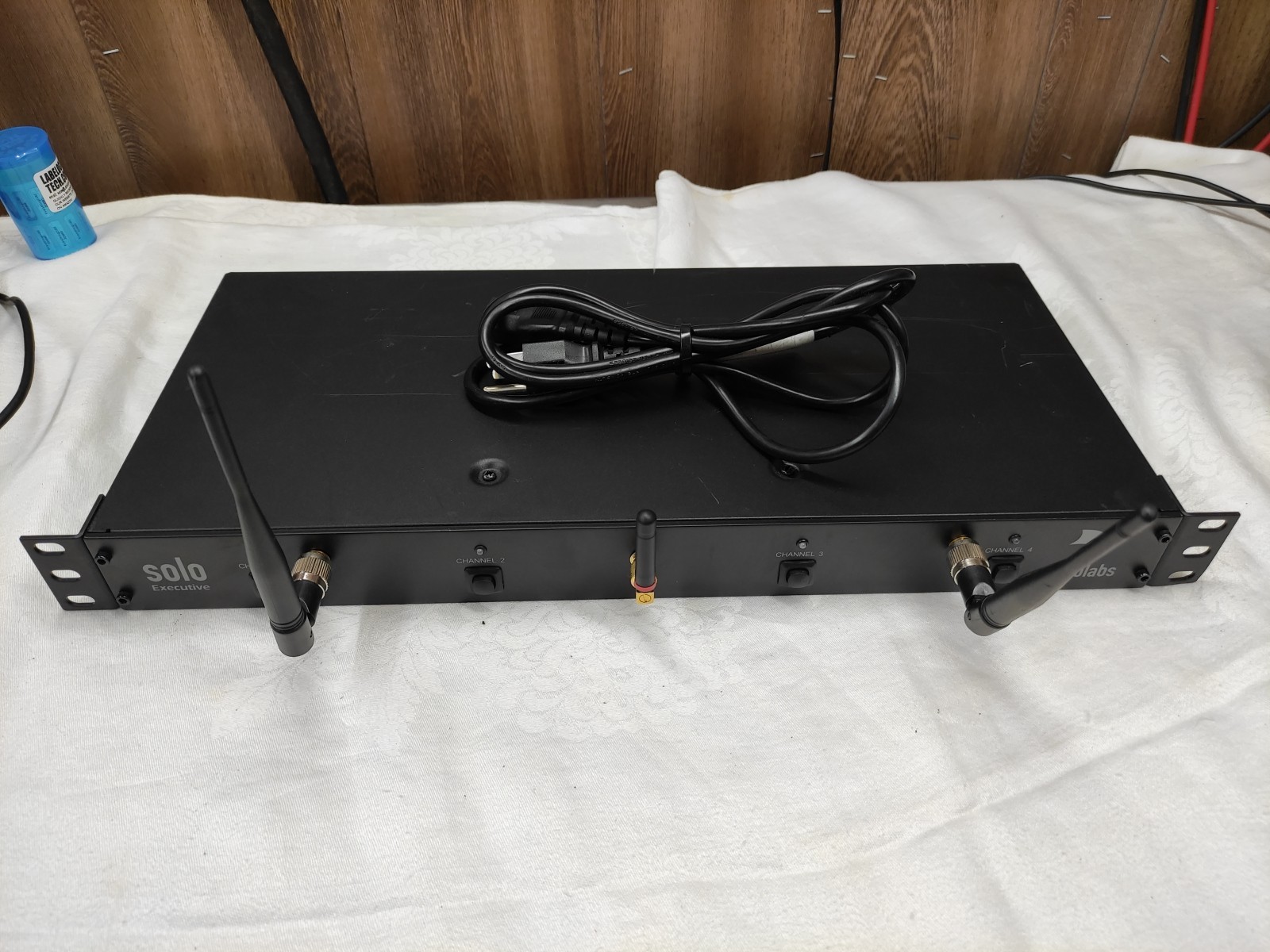 Revolabs Solo Executive 4 Channel Wireless Base Station -01-EXESYS4.