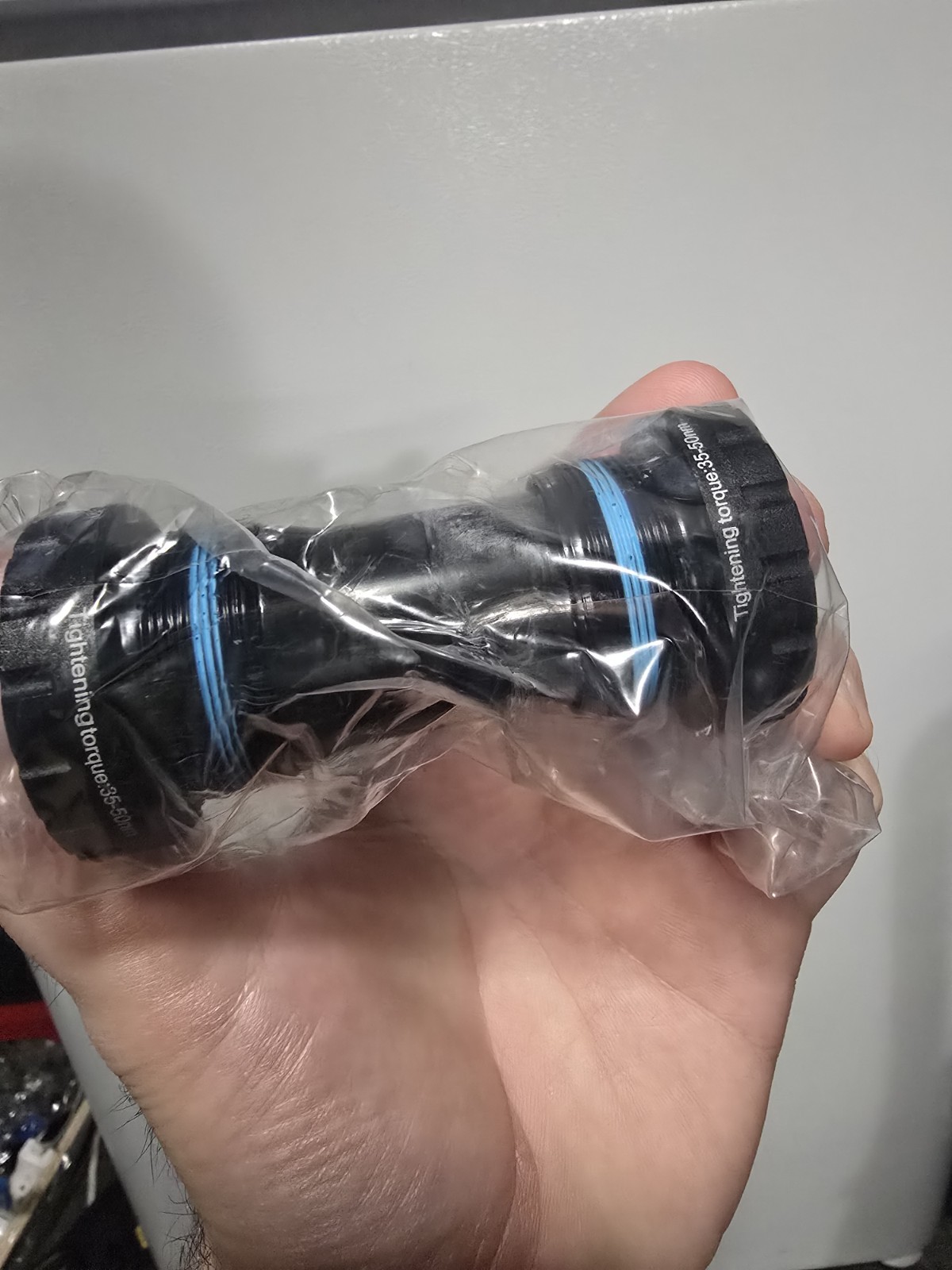 Box Three External Bottom Bracket (Black) (24mm)