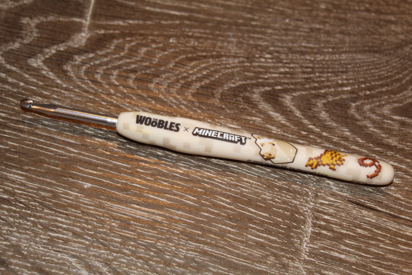 The Woobles Minecraft LLAMA ergonomic crochet hook