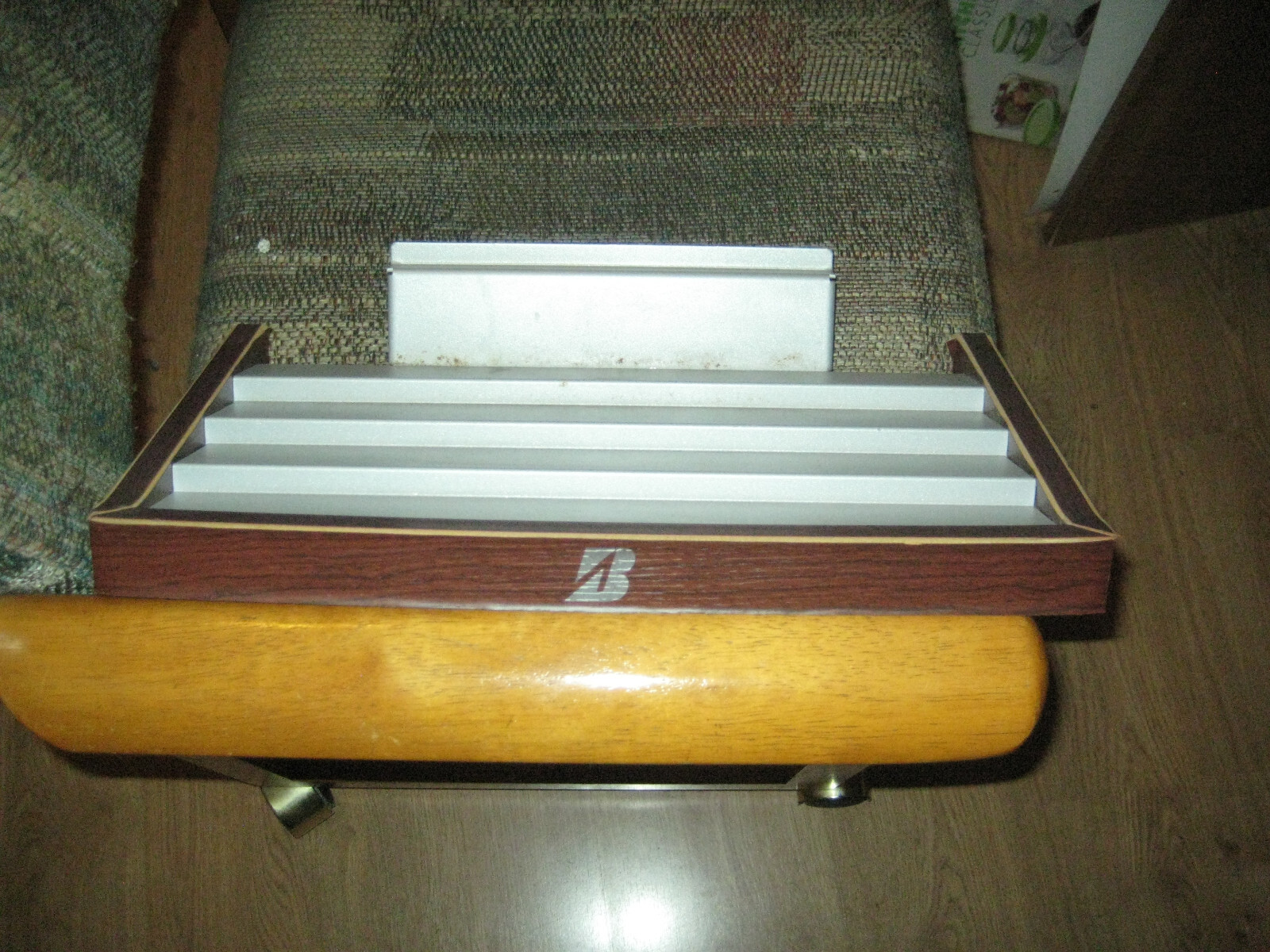 Bridgestone Metal / wood Step Golf ball accessory display shelf holder 16 x 10