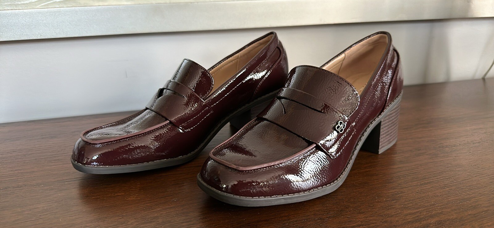New Bandolino Sz 9 Women's Maude Loafer Shoes Burgundy Wine Red Comfort