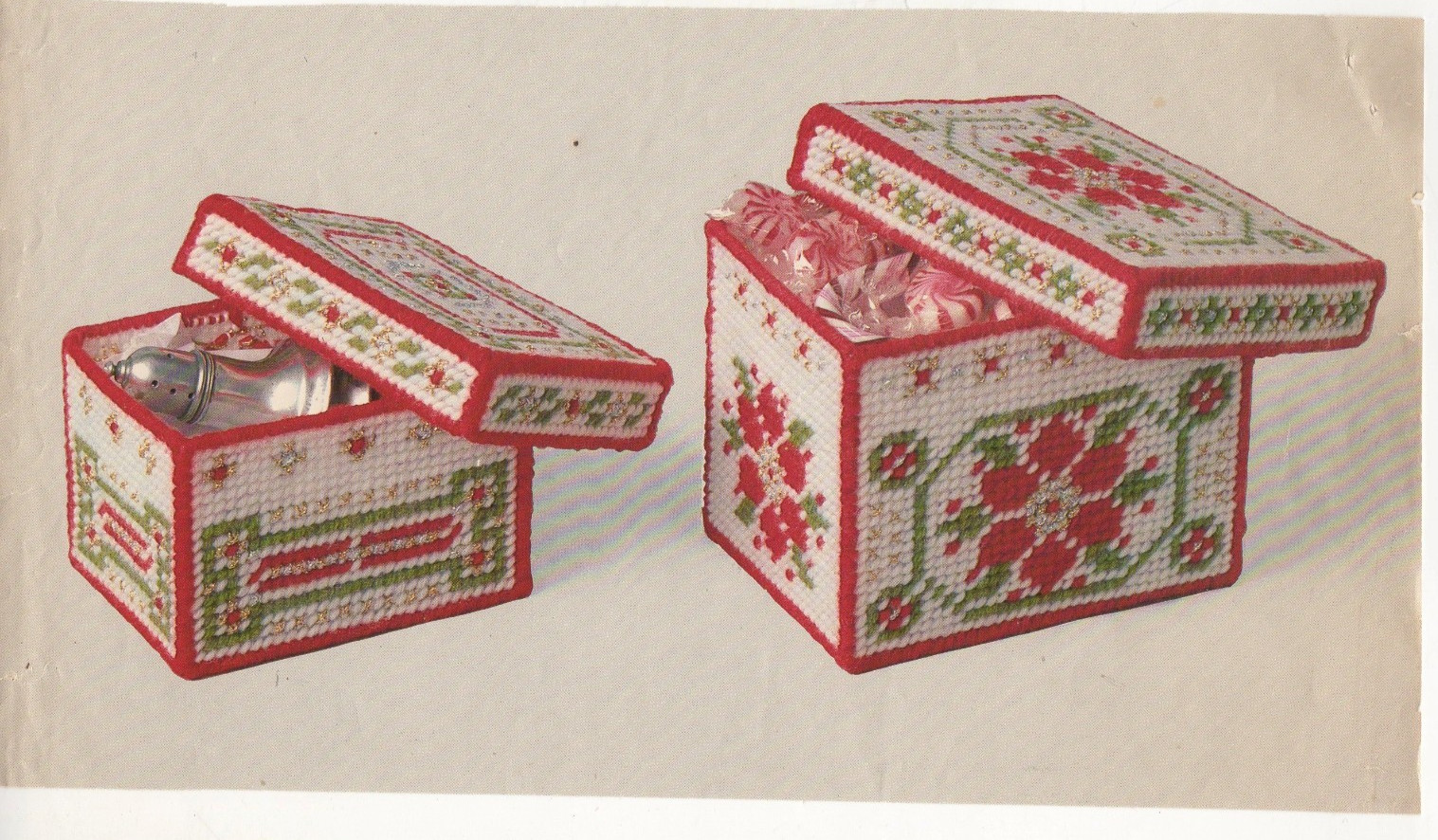 HOLIDAY BOXES  plastic canvas  PATTERN (#TF0133)