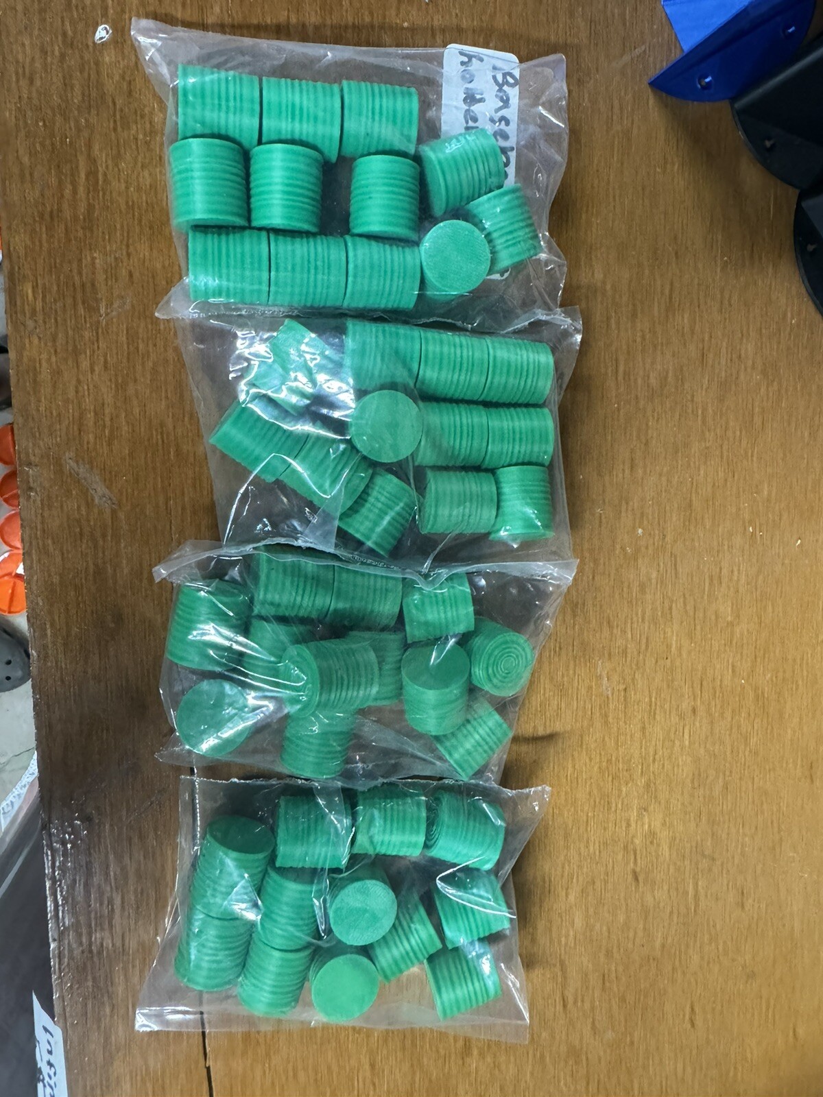 1/64 - (4) 12 packs Round Hay Bales - Green