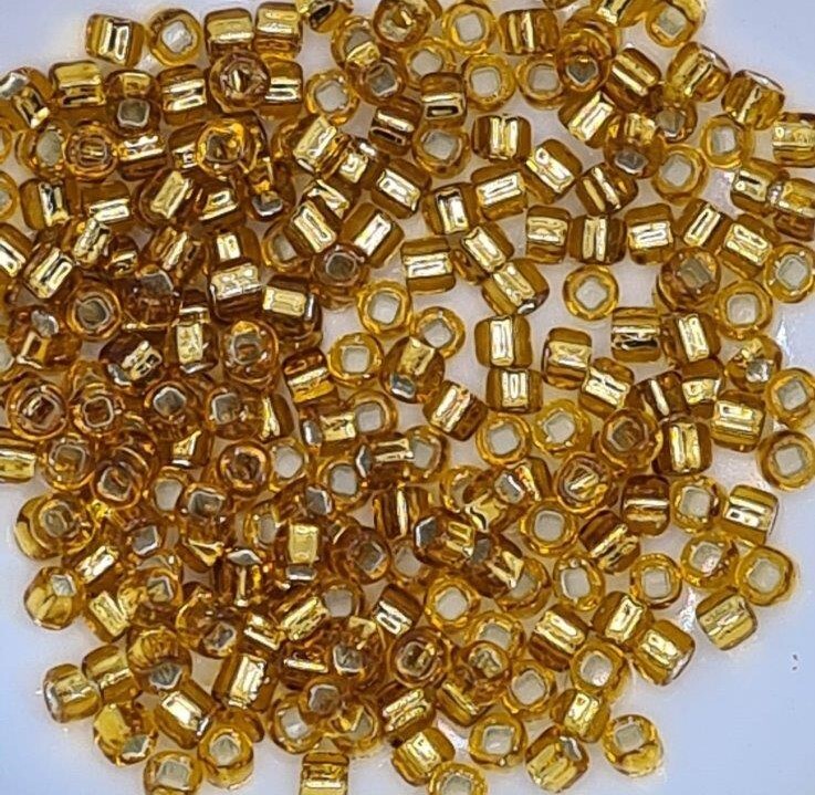 Matsuno Japanese size 6/0 Seed Beads