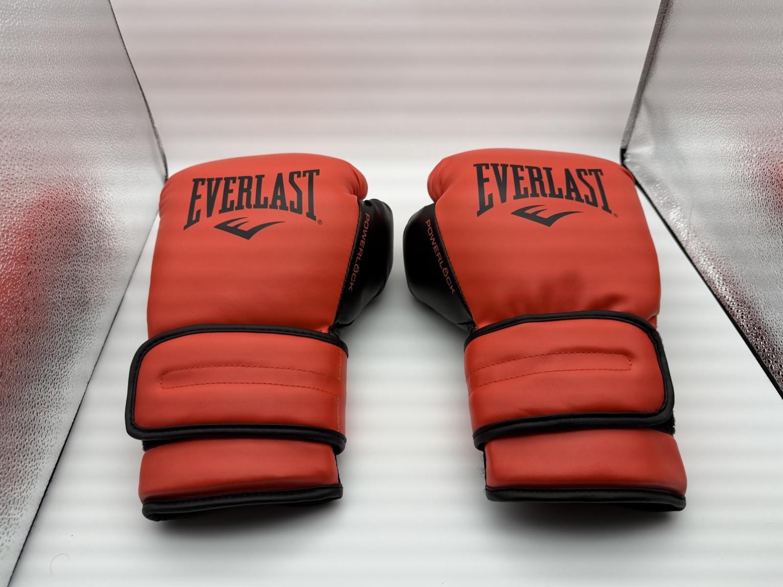 Everlast PowerLock2 Boxing Training Gloves Orange/black 16 oz