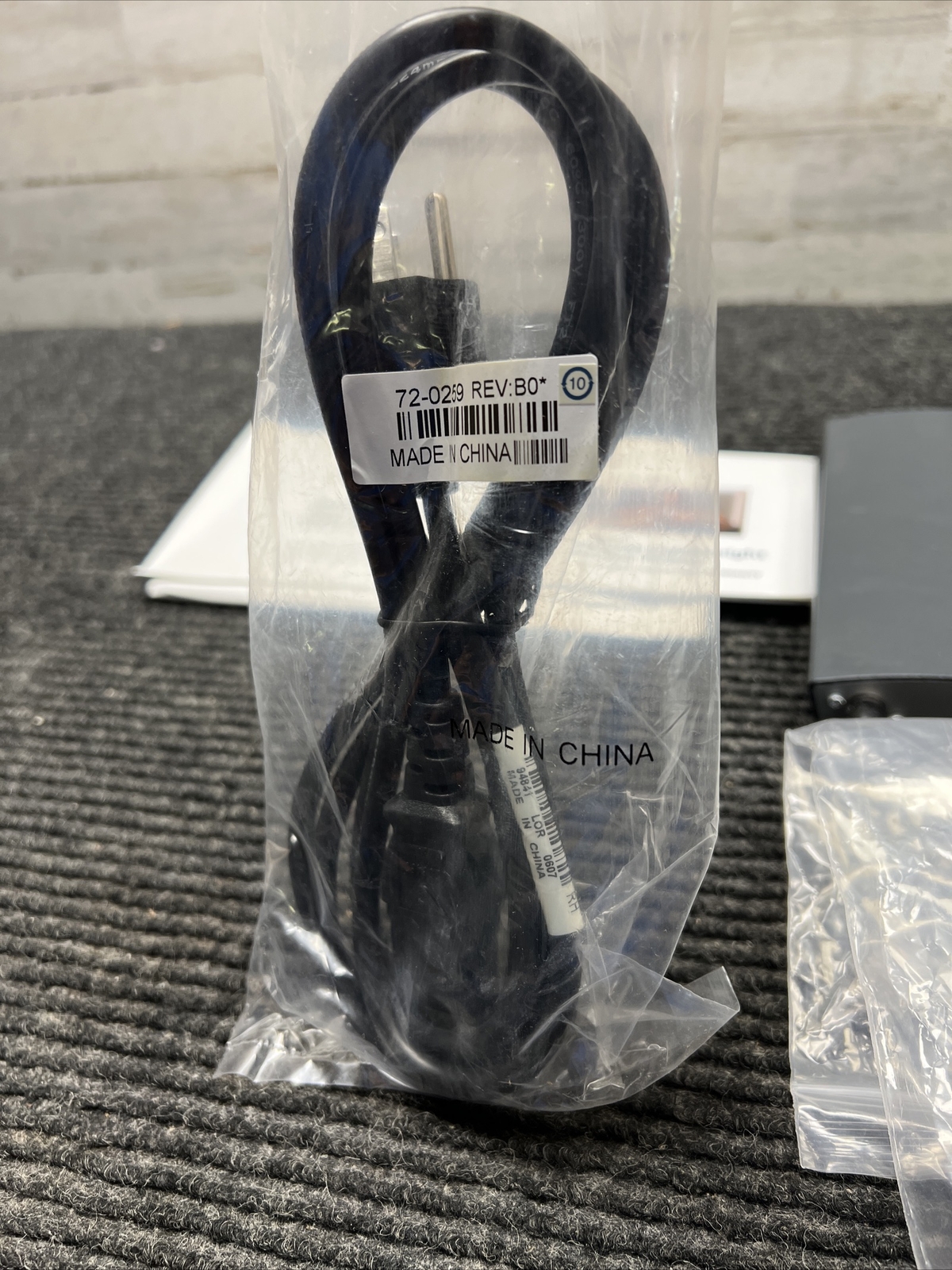 New Open Box Cisco AIR-LAP1242AG-A-K9 - Wireless