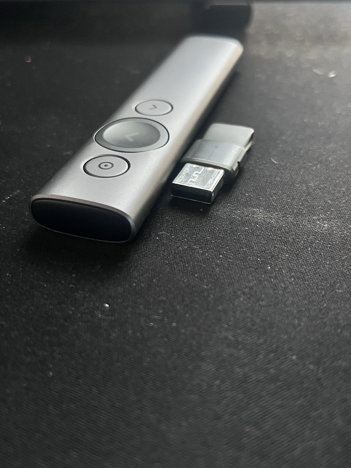 Logitech Spotlight 910-004654 Wireless Pointer Presentation Remote Controller