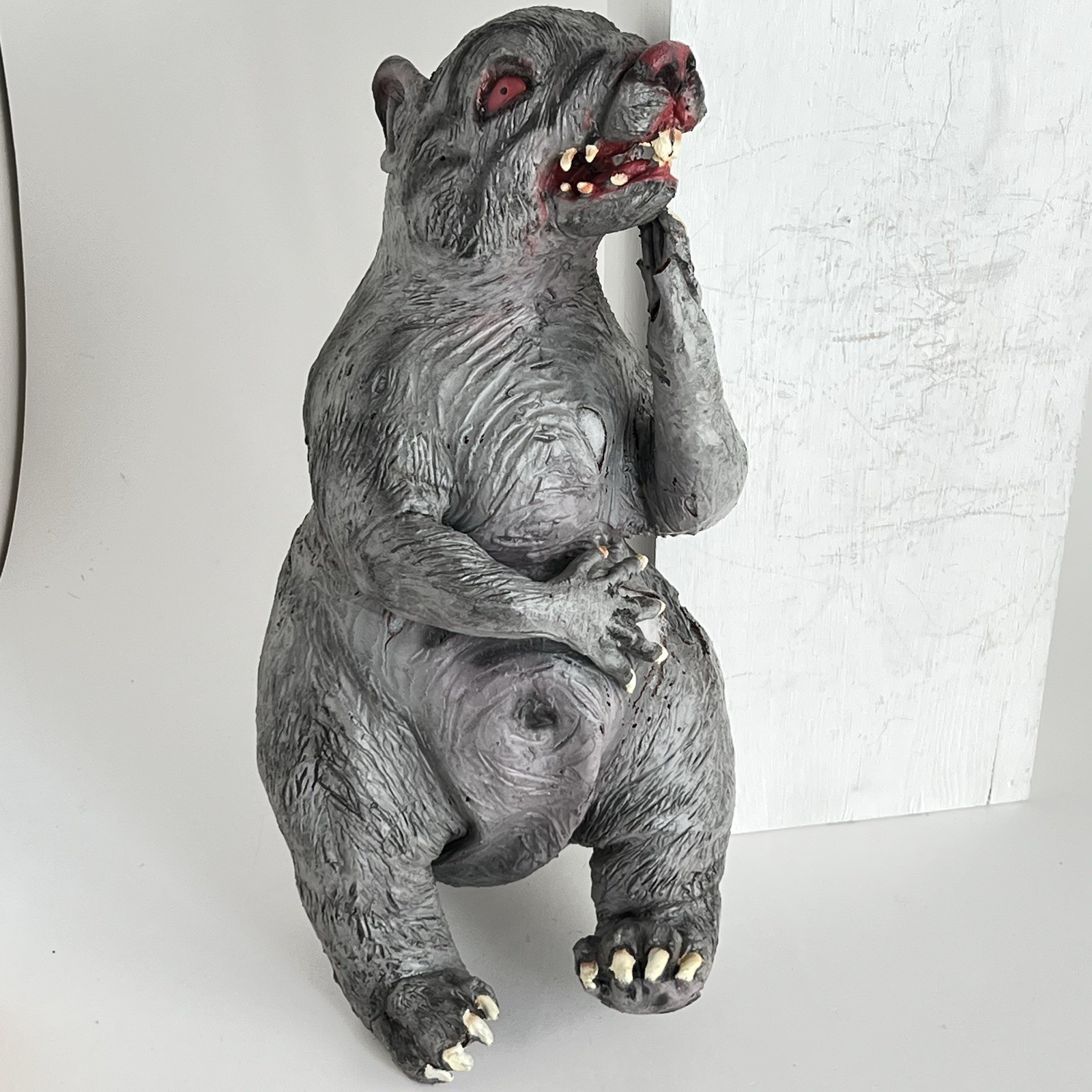 Rat Halloween Prop Rubber Red Eyes Teeth Scary Forum Novelties 14” Tall READ