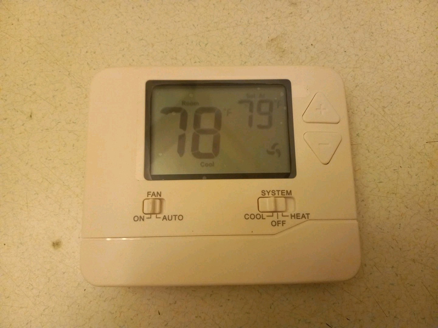 ELECTECK Non-Programmable Digital Thermostat for Home UNUSED