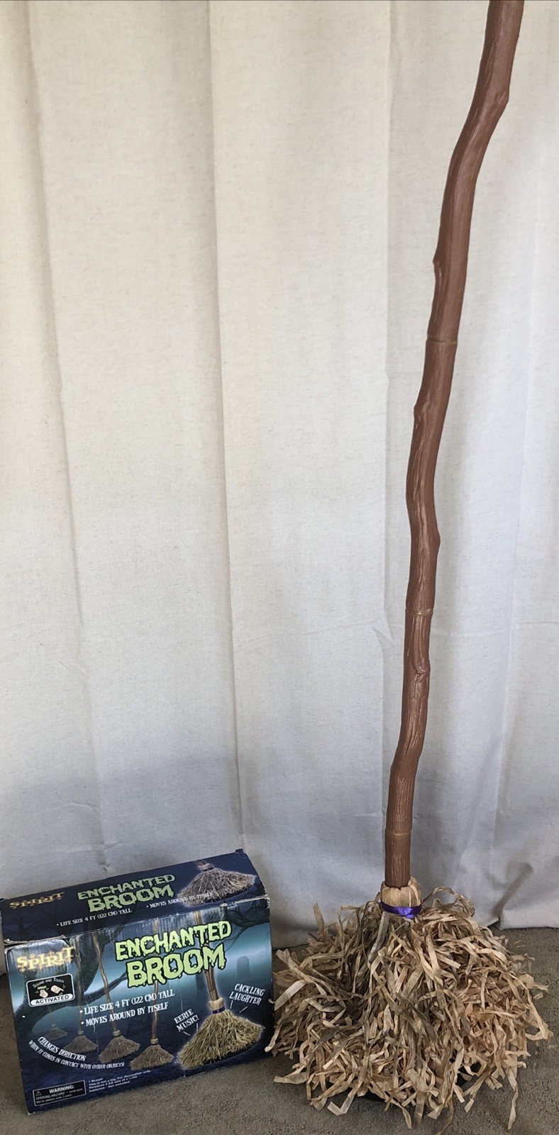 SPIRIT HALLOWEEN Life Size ENCHANTED BROOM Animated Music Movement Laughter
