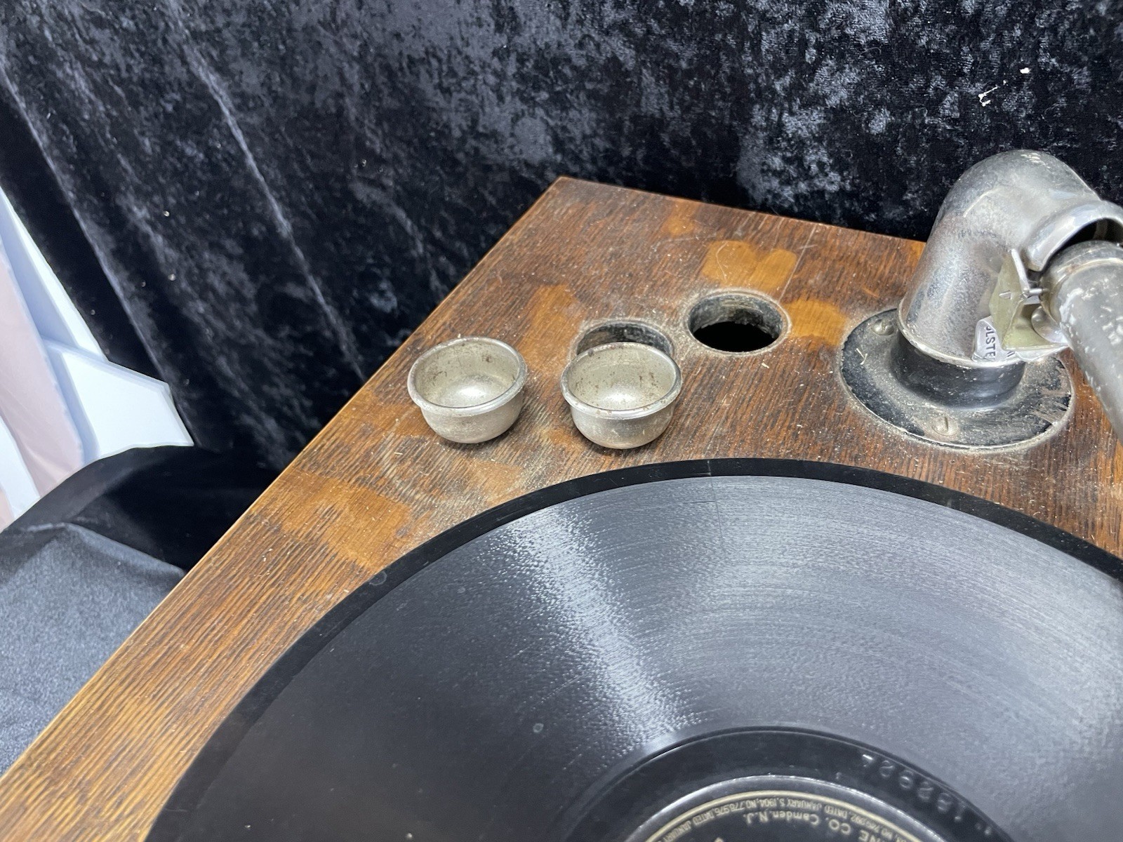Vintage Silvertone Phonograph Record Player Oak Box AS IS