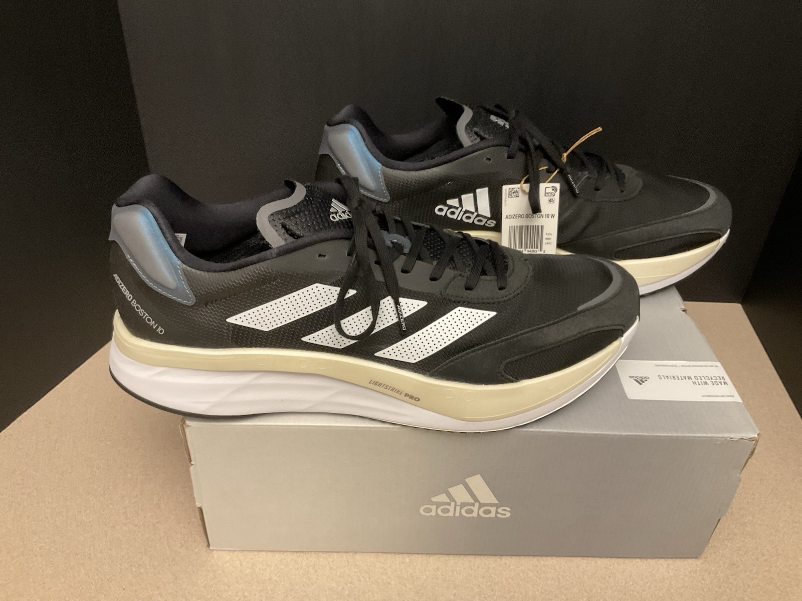 New! Mens Adidas Adizero Boston 10 Running Shoes. Size 13 Wide. Awesome Shoes!