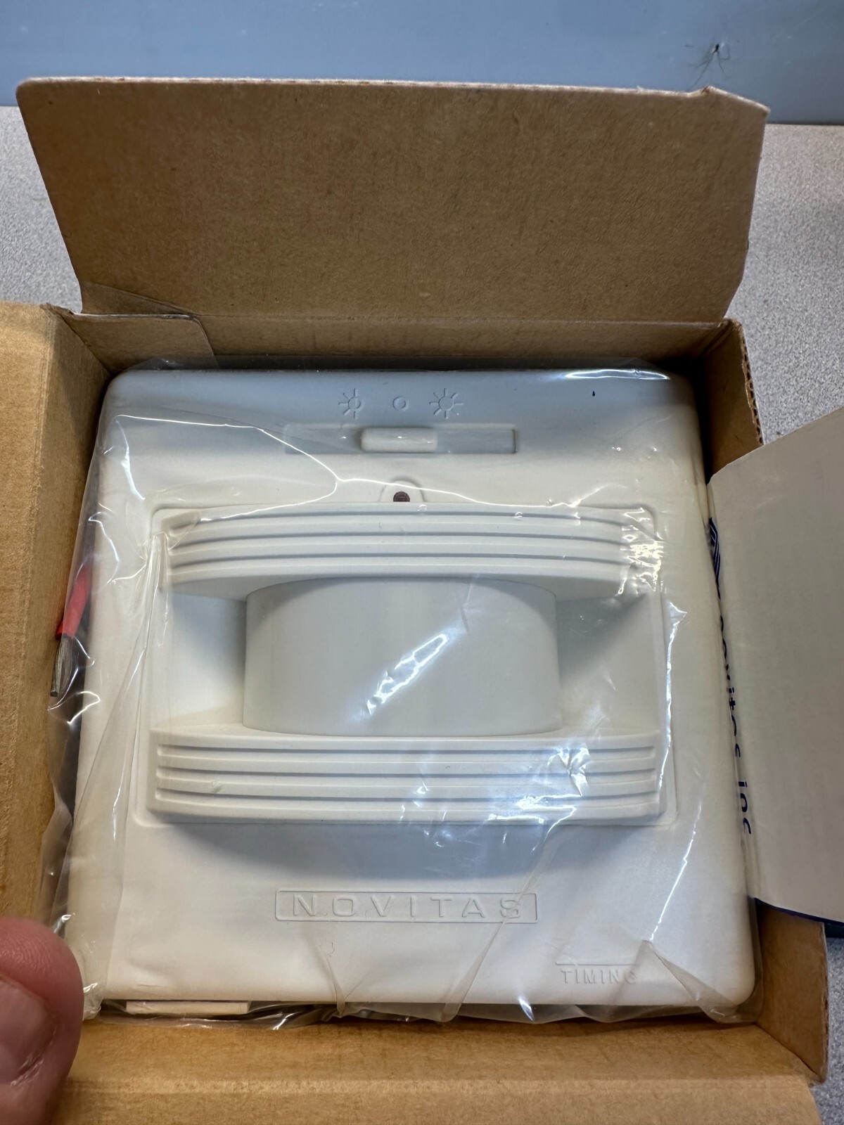 Novitas 01-145 Automatic Wall Switch/TWO LEVEL CONTROL. NEW. FREE SHIPPING.