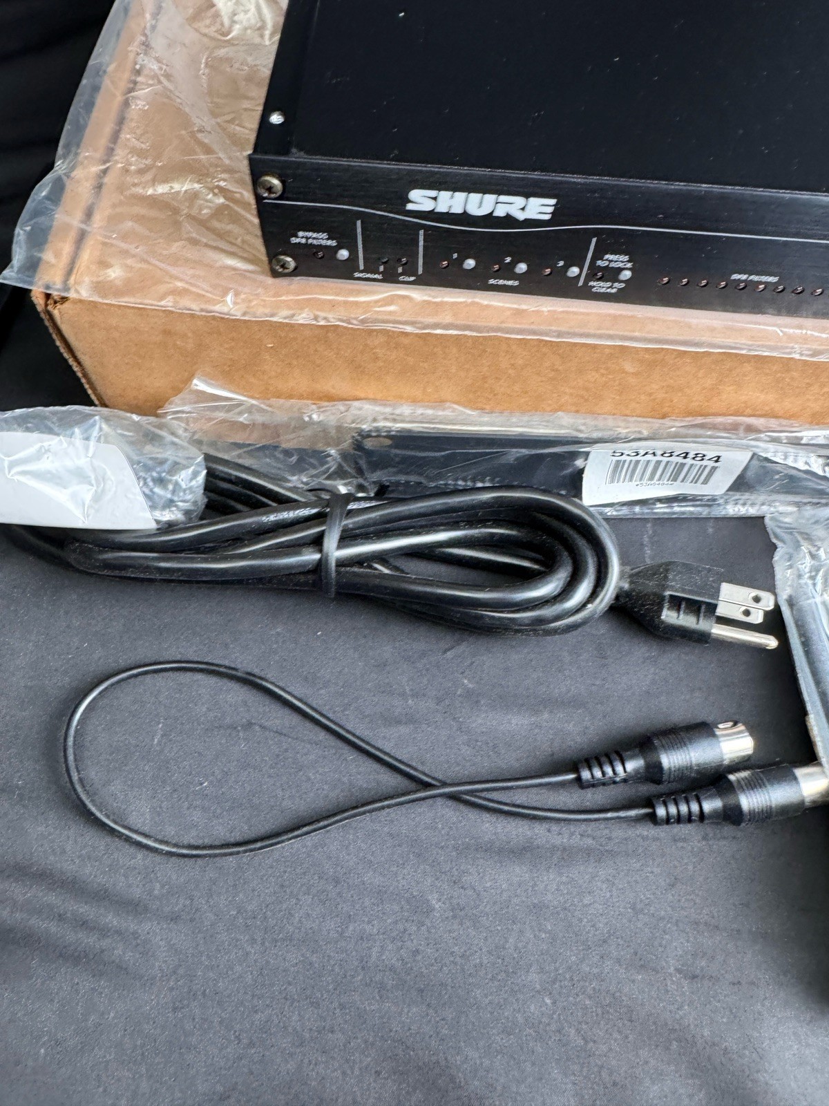 Shure DFR11EQ Digital EQ + Feedback Reducer (DFR11EQ5) Rack Mountable New Open
