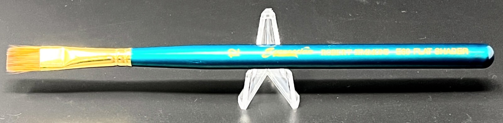 Robert Simmons Expression: Short Handle E60 FLAT SHADER Size 12