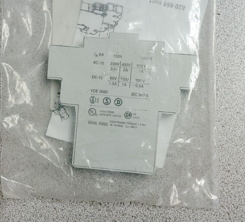 AEG 910-293-130-000 HS9.11 AUXILIARY SWITCH BLOCK NEW!! QUANTITY!! WOW!!