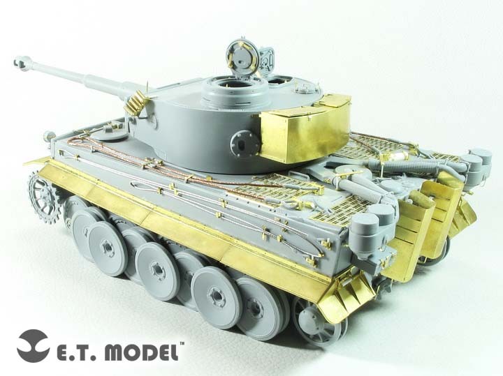 ET Model 1/35 E35-249 WWII German TIGER I “Tunisian Initial” Basic part E35249