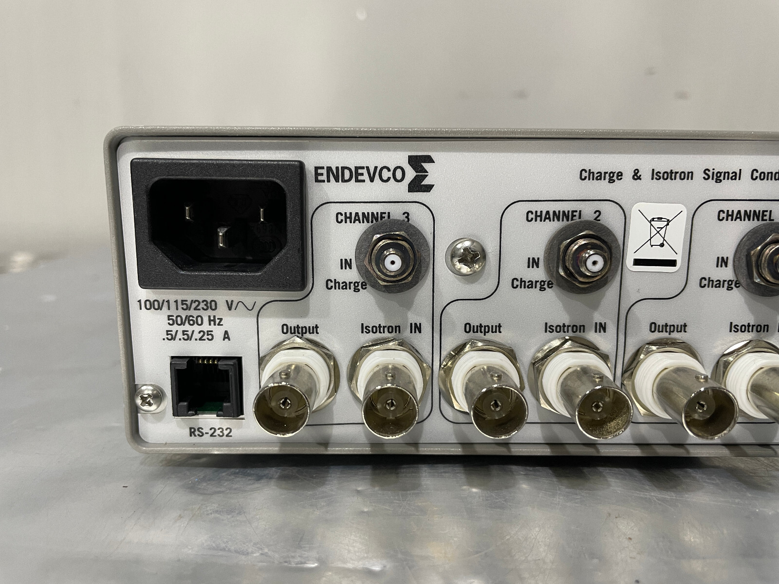Endevco Model 133 Charge & Isotron Signal Conditioner